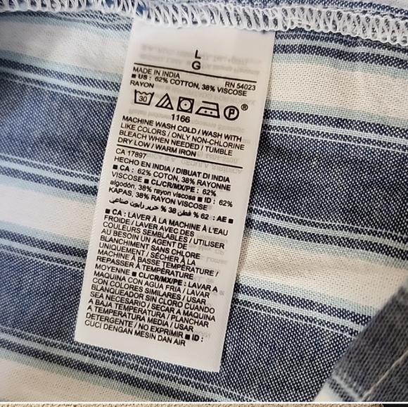 Old Navy size large blue white striped maxi dress with pockets - Picture 5 of 6